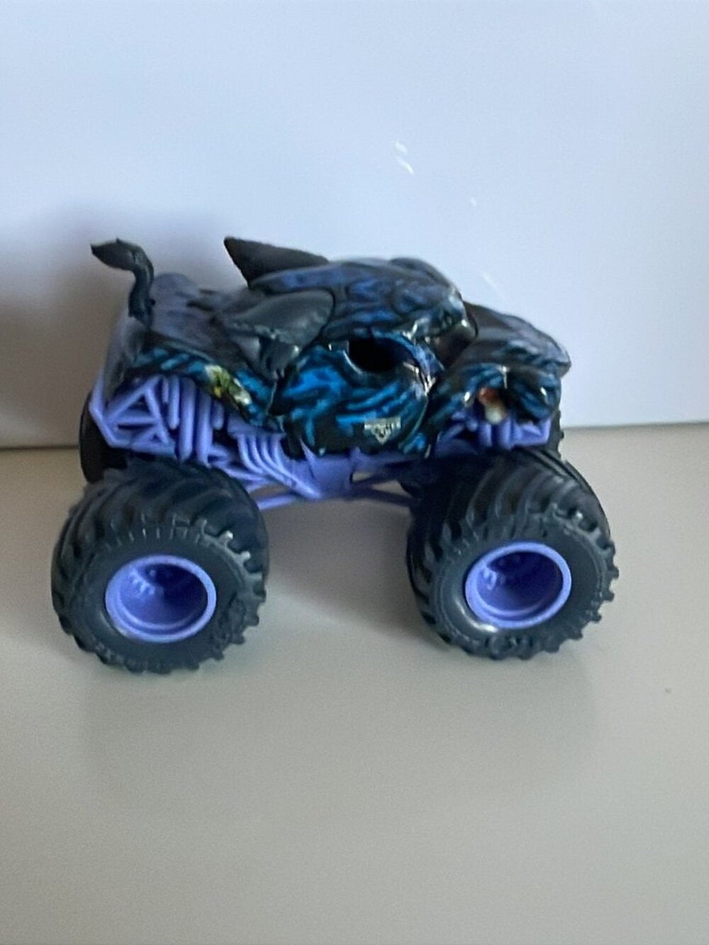 *♪ Monster Jam Truck - Night Storm - Crazy Creatures series - Scale 1:64 *♪